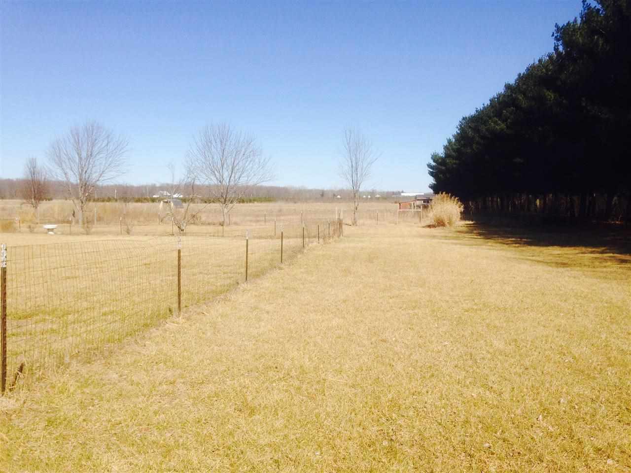 390 19th Road Bourbon, IN 46504 - Photo 9 of 18 Gallery Image 9