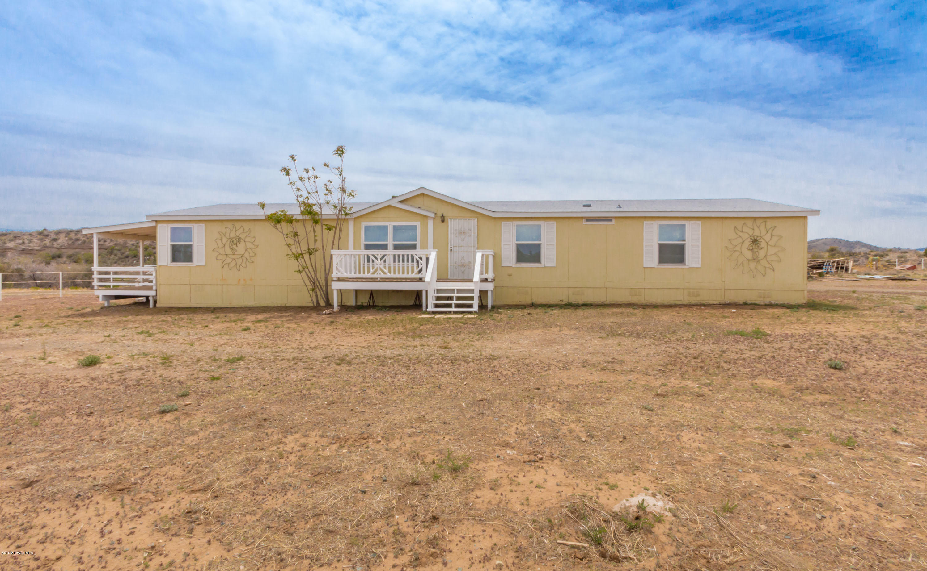 11600 South Hackberry Road Mayer, AZ 86333 - Photo 1 of 21 Front of Home