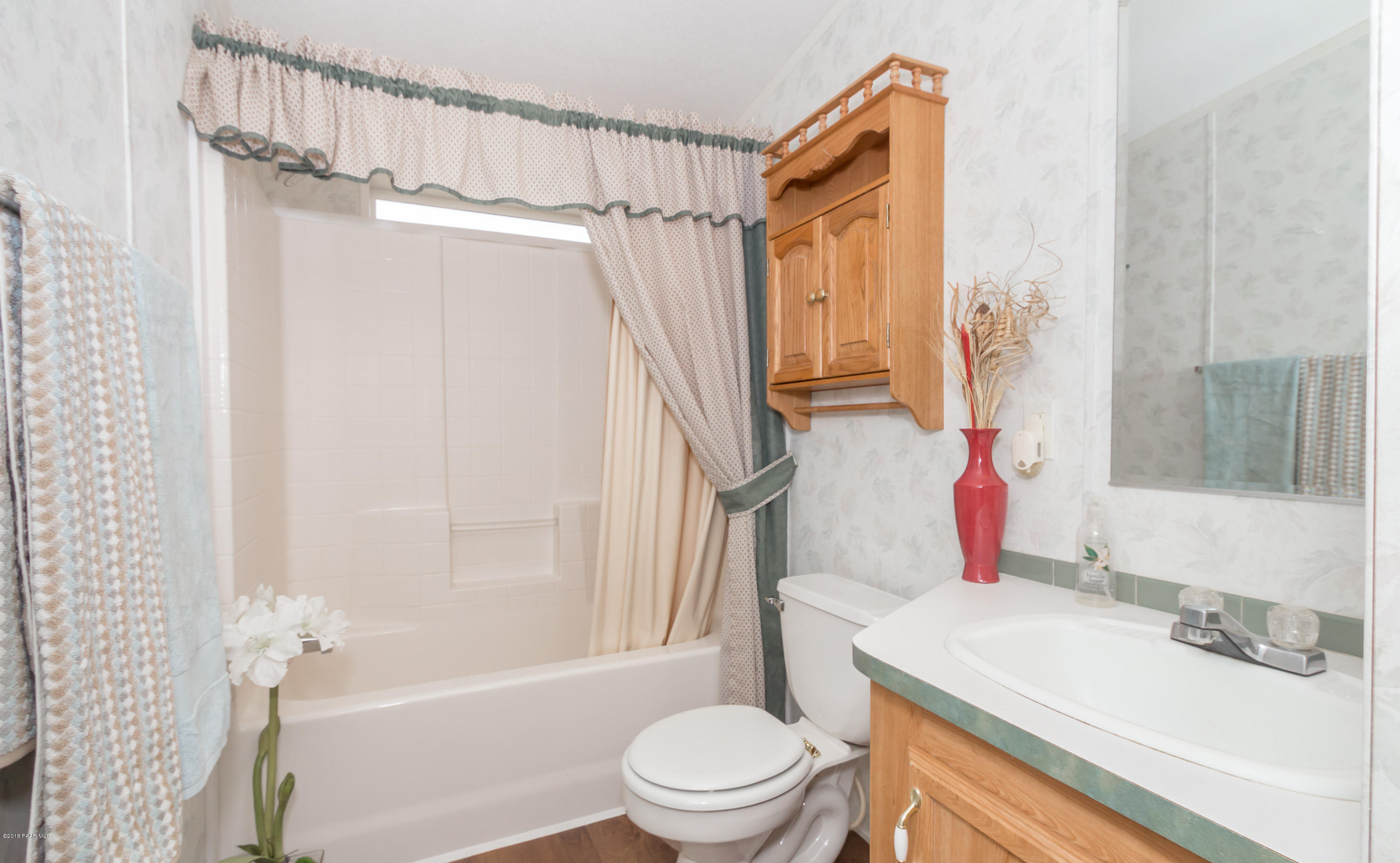 11600 South Hackberry Road Mayer, AZ 86333 - Photo 14 of 21 Bathroom