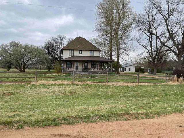 $7,500,000 | 11292 Northeast Plumb Thicket, Sharon, KS 67138