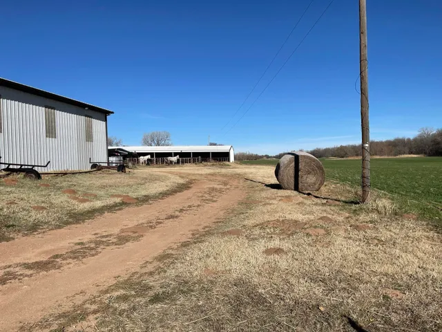 $7,500,000 | 11292 Northeast Plumb Thicket, Sharon, KS 67138
