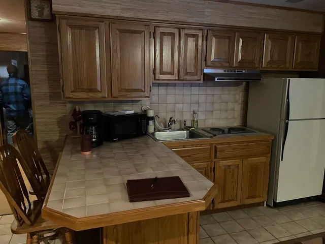 $7,500,000 | 11292 Northeast Plumb Thicket, Sharon, KS 67138