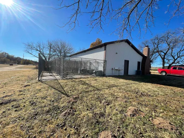 $7,500,000 | 11292 Northeast Plumb Thicket, Sharon, KS 67138