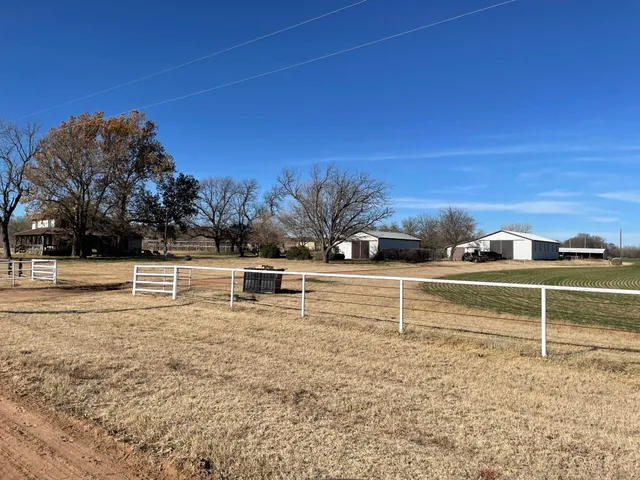 $7,500,000 | 11292 Northeast Plumb Thicket, Sharon, KS 67138