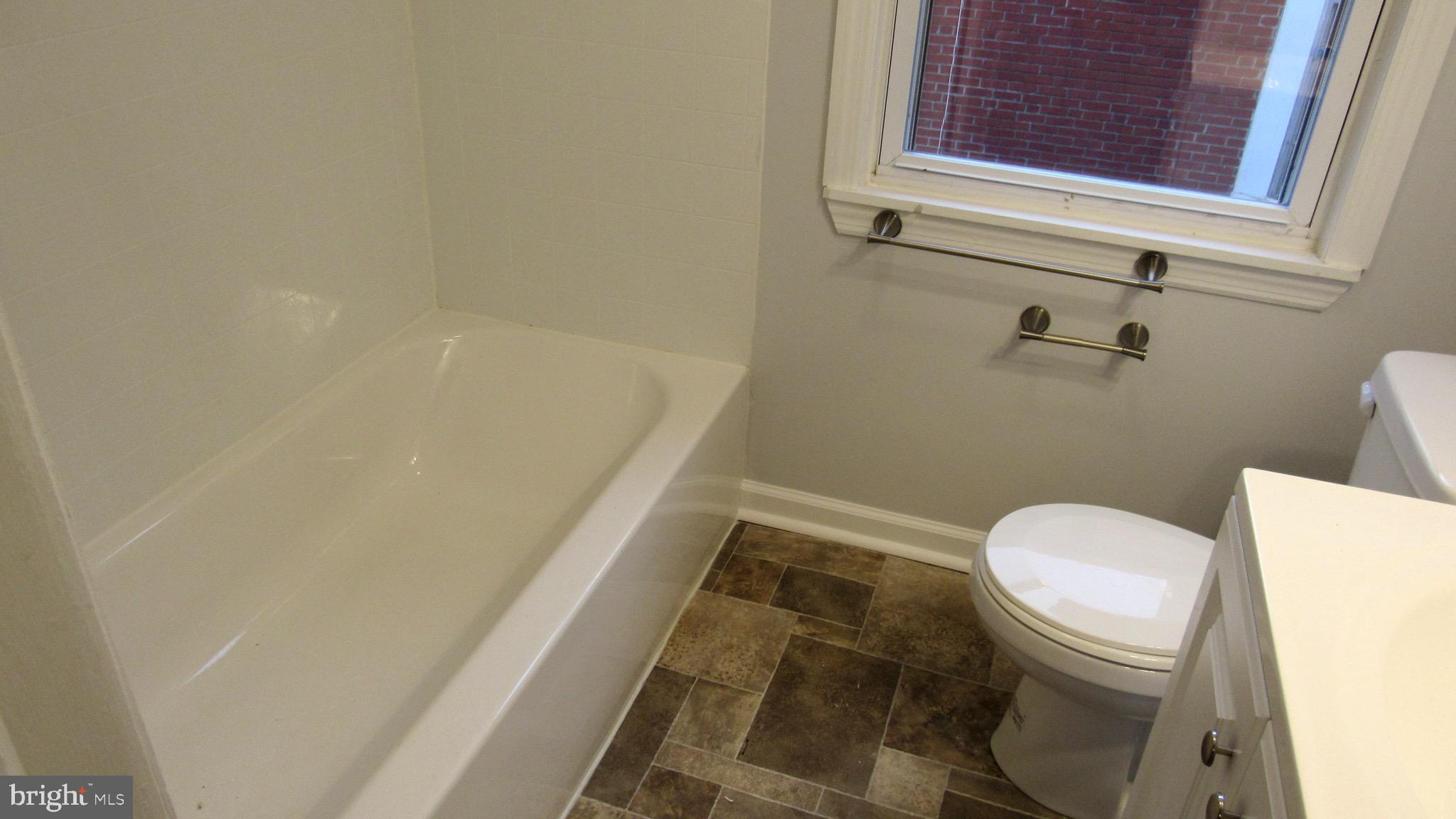 1332 Limit Baltimore, MD 21239 - Photo 15 of 16