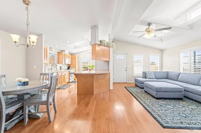 $234,900 | 150 Silverado Trail, Unit 40, Napa, CA 94559