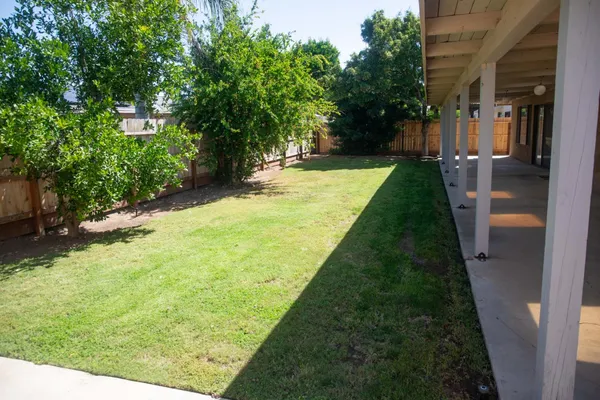 $459,000 | 1855 Vartikian Avenue, Clovis, CA 93611
