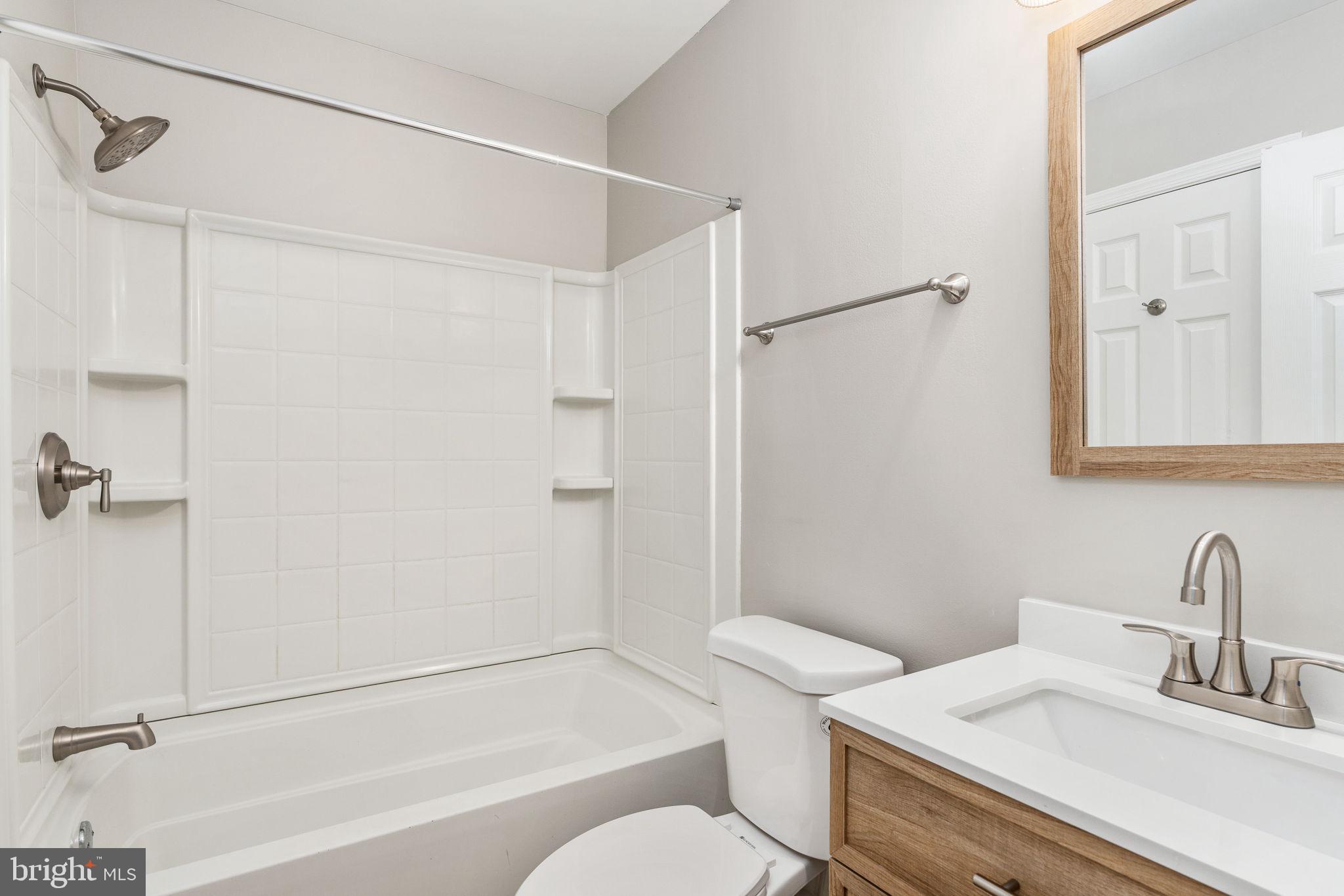 11403 Gordon Road Fredericksburg, VA 22407 - Photo 12 of 31