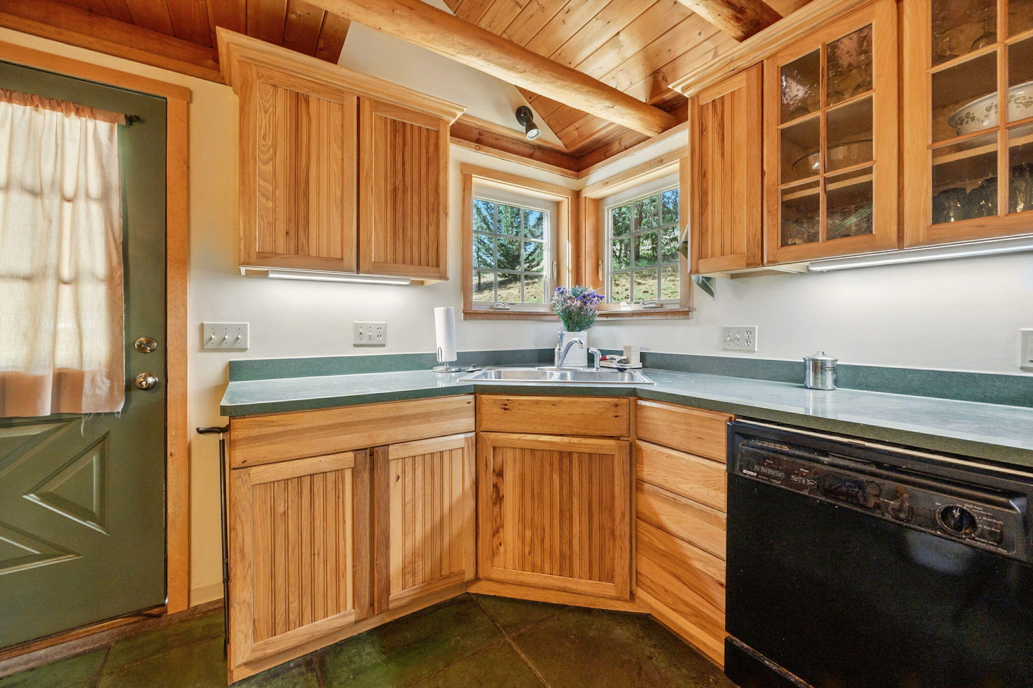 7484 Sterling Creek Road Jacksonville, OR 97530 - Photo 14 of 42 13