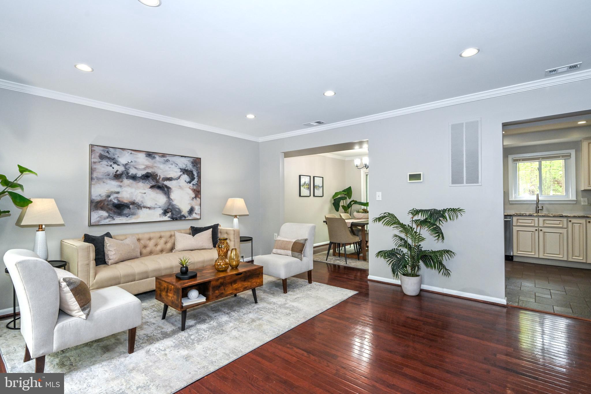 2426 Cloudcroft Square Reston, VA 20191 - Photo 5 of 31 Gallery Image 5
