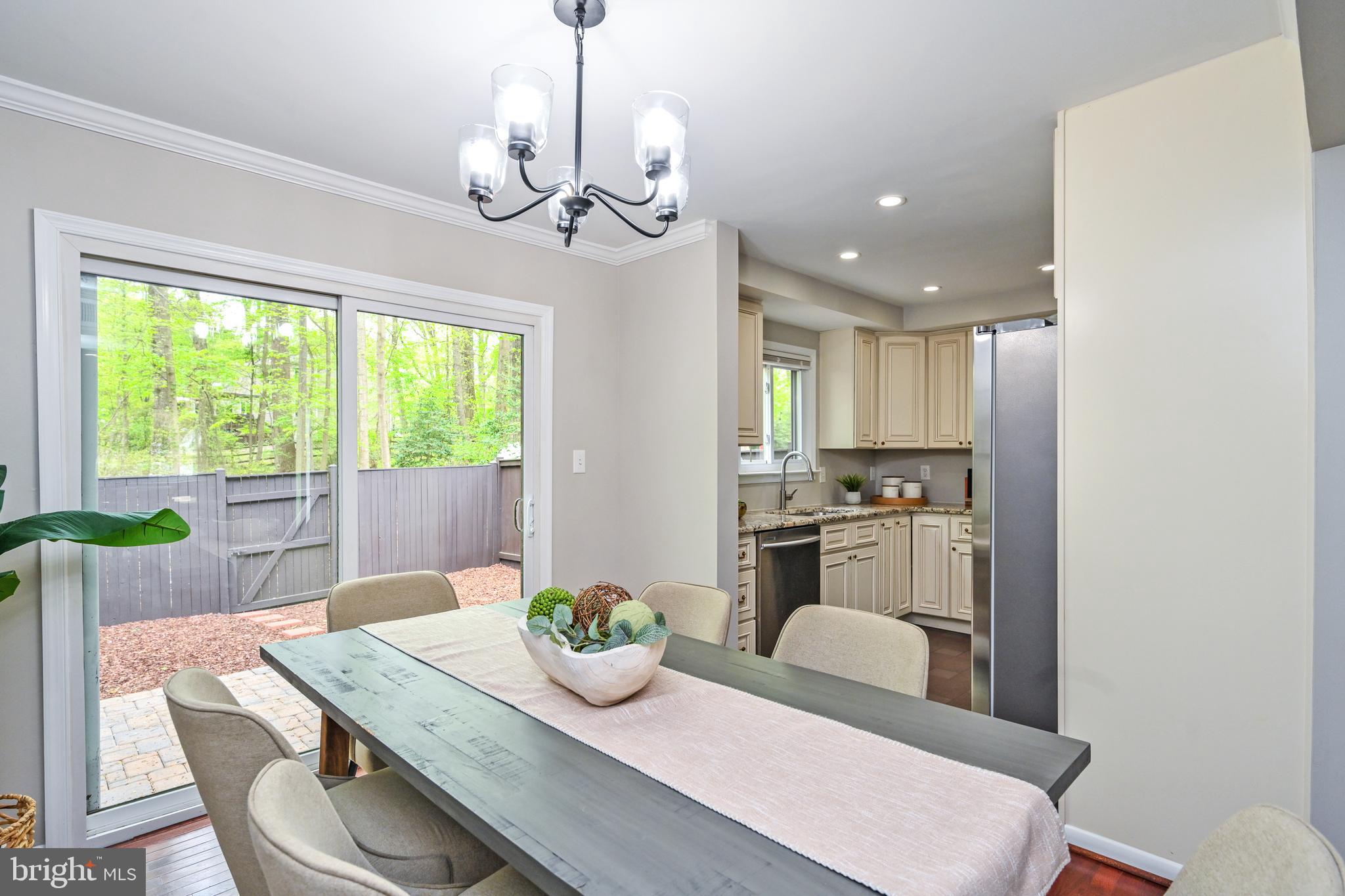 2426 Cloudcroft Square Reston, VA 20191 - Photo 7 of 31 Gallery Image 7