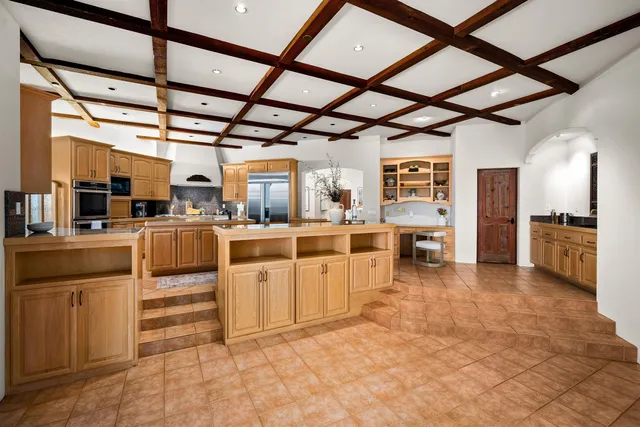 $8,750,000 | 2260 Bella Vista Drive, Montecito, CA 93108