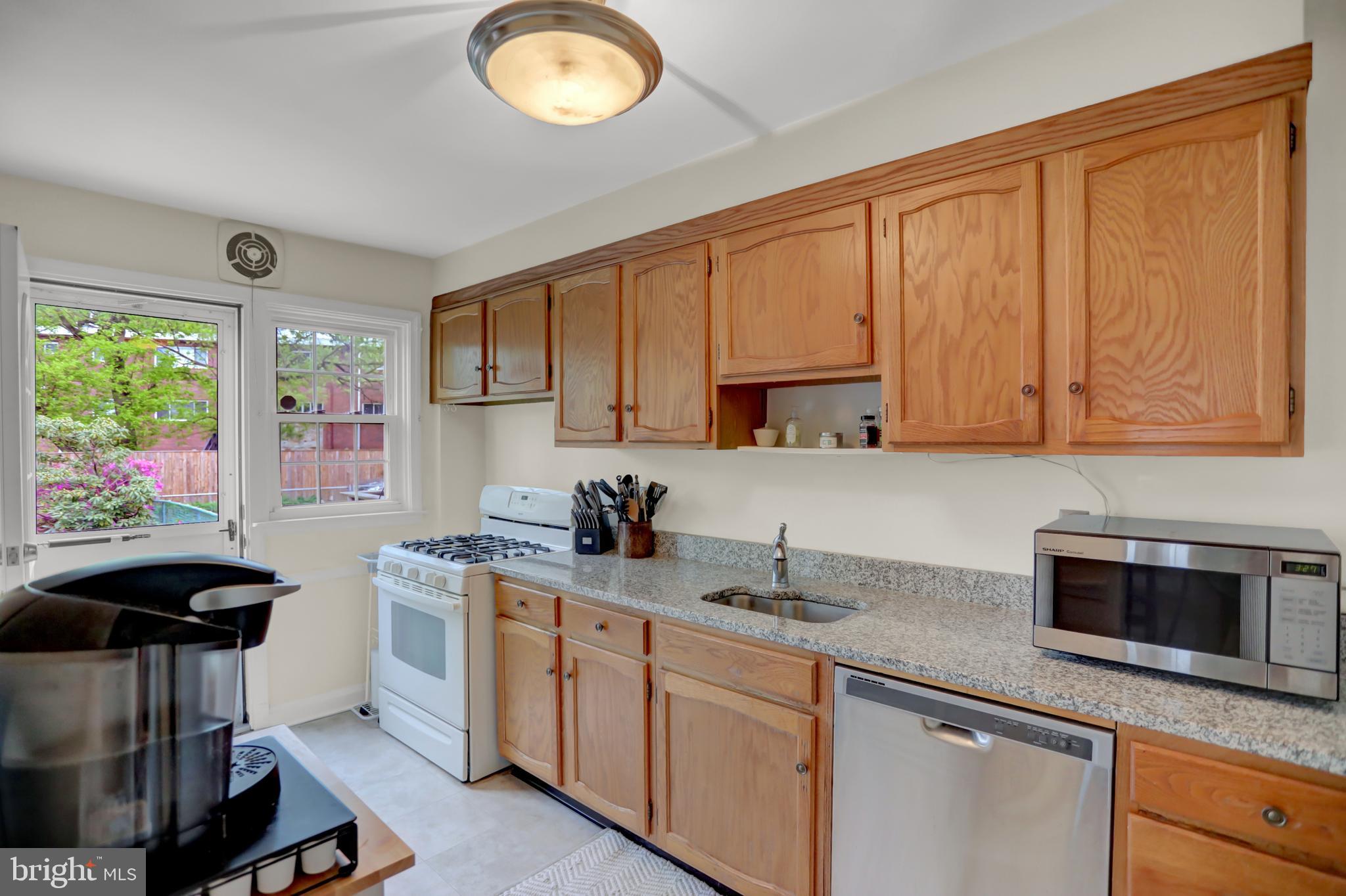 332 Stanmore Road Baltimore, MD 21212 - Photo 15 of 36