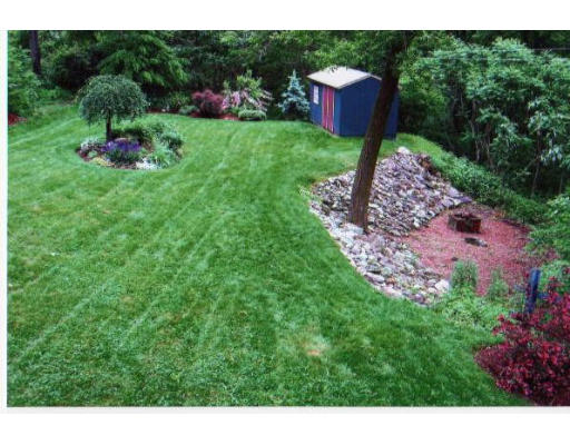 44 Clemence Hill Road Southbridge, MA 01550 - Photo 12 of 16 Gallery Image 12