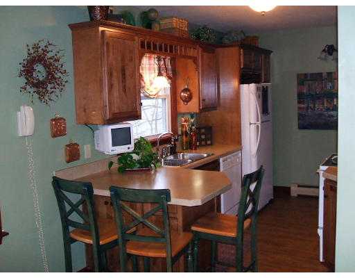 44 Clemence Hill Road Southbridge, MA 01550 - Photo 6 of 16 Gallery Image 6