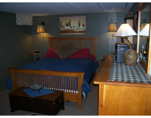 44 Clemence Hill Road Southbridge, MA 01550 - Photo 9 of 16 Gallery Image 9
