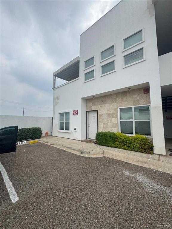 4217 Colbath Avenue, Unit 210A McAllen, TX 78503 - Photo 4 of 9