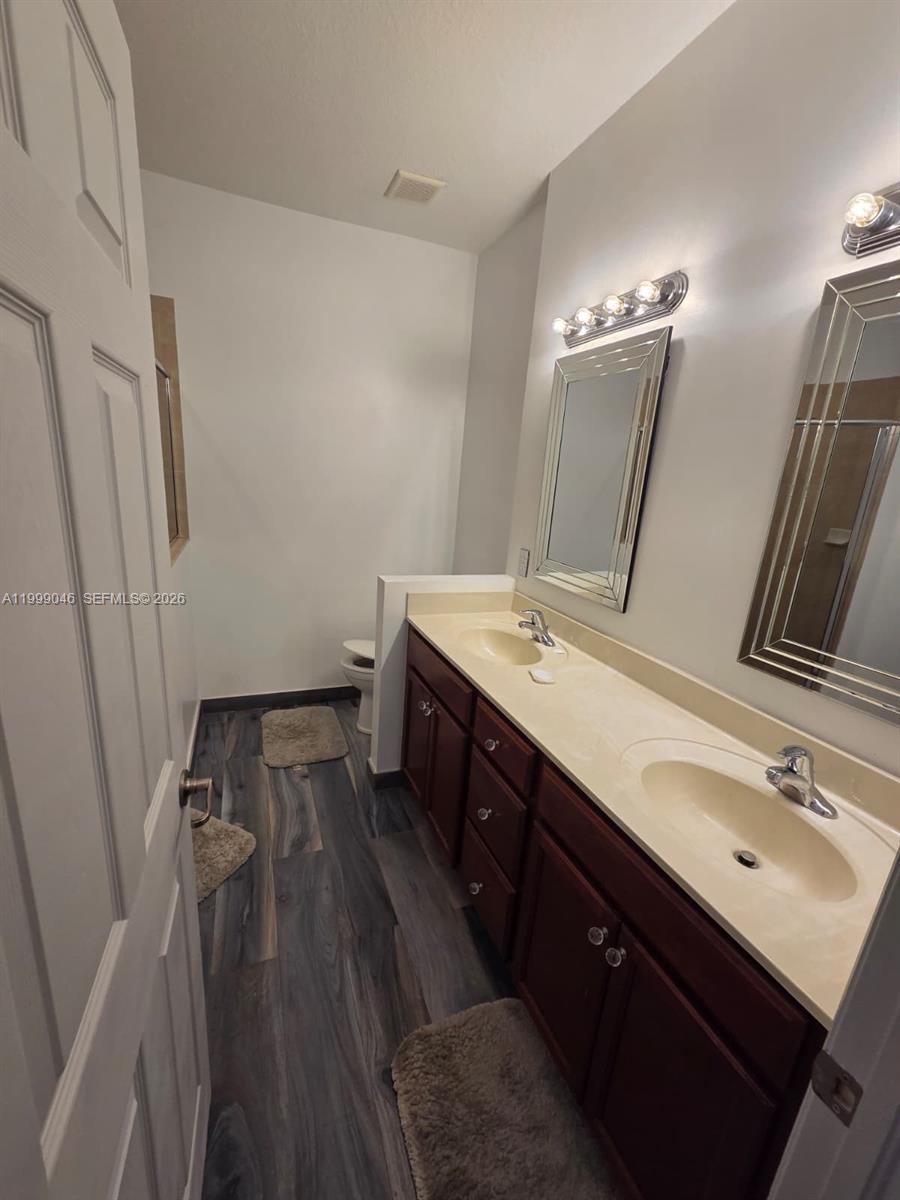 16293 Southwest 71st Terrace Miami, FL 33193 - Photo 23 of 28