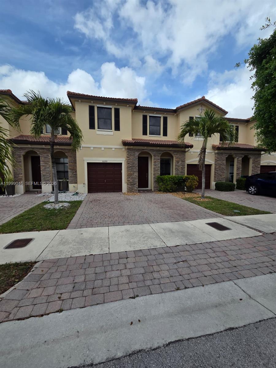 16293 Southwest 71st Terrace Miami, FL 33193 - Photo 28 of 28