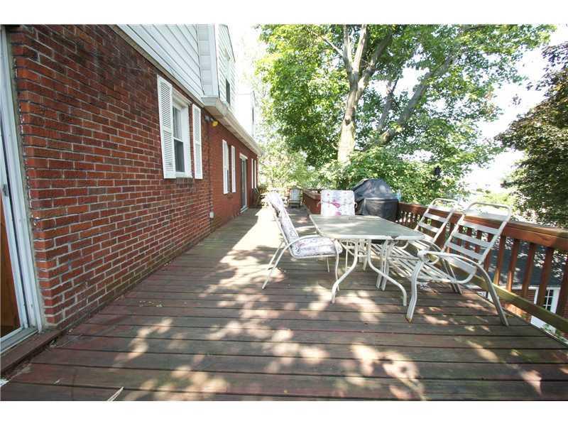 79 Oakwood Road Pittsburgh, PA 15205 - Photo 14 of 18 Patio/Deck.