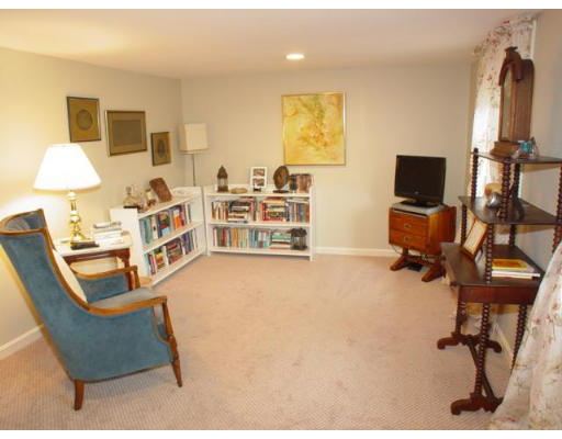 192 High Road Newbury, MA 01951 - Photo 12 of 18 Gallery Image 12