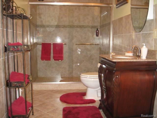 17760 33 Mile Road Armada, MI 48005 - Photo 18 of 23 interior 17760 33 mile 012