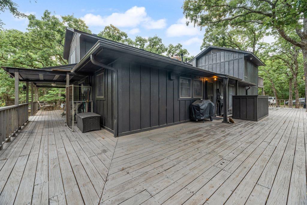 9875 Old Bridge Road Terrell, TX 75160 - Photo 10 of 40 a view of wooden deck