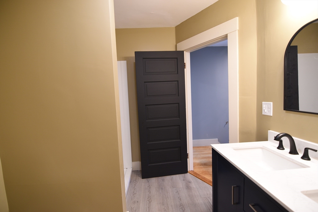 13 Lancaster Road Shirley, MA 01464 - Photo 24 of 35