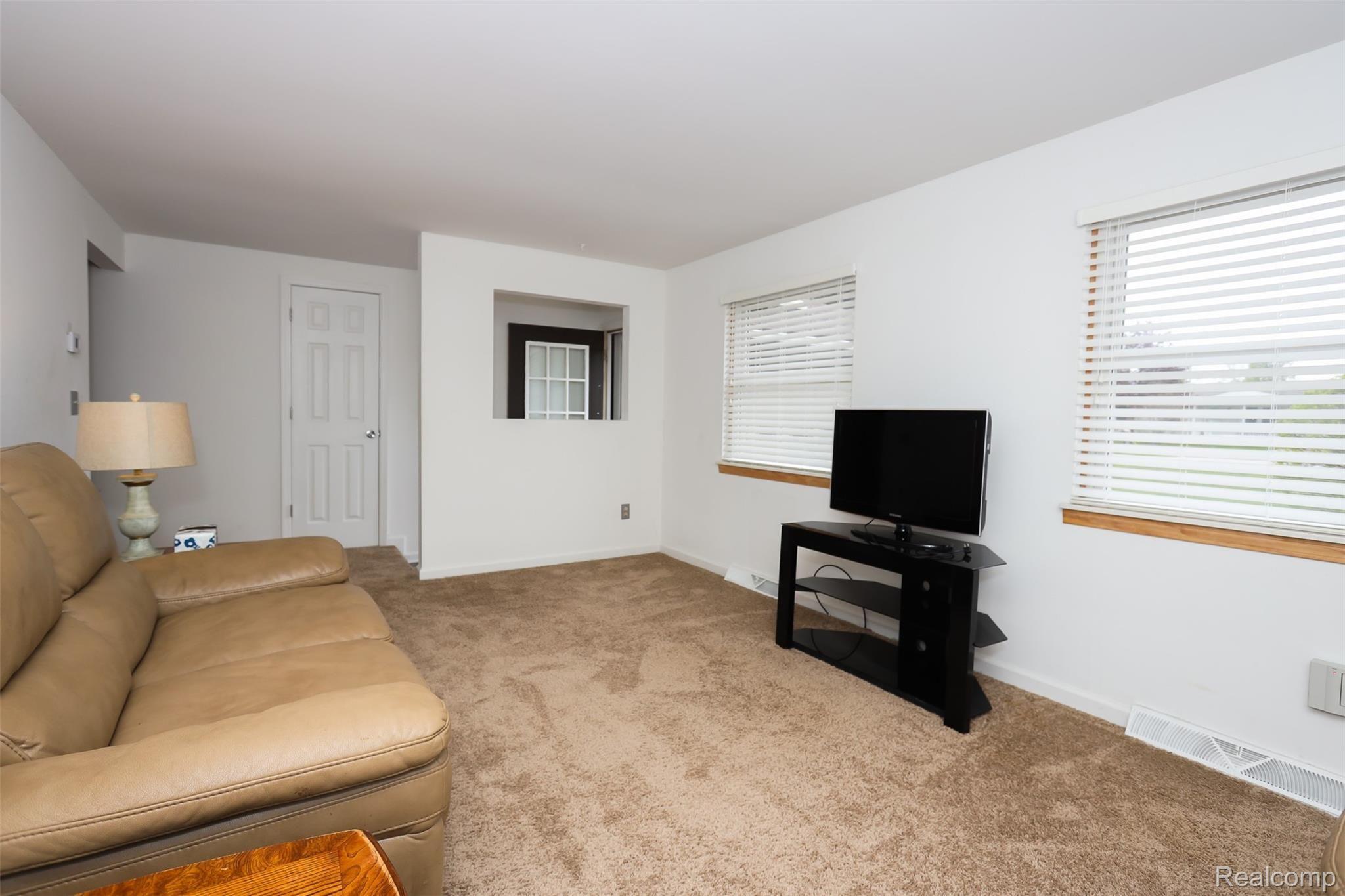 3261 Simpson Road Fort Gratiot, MI 48059 - Photo 28 of 43 3261 Simpson_27.jpg