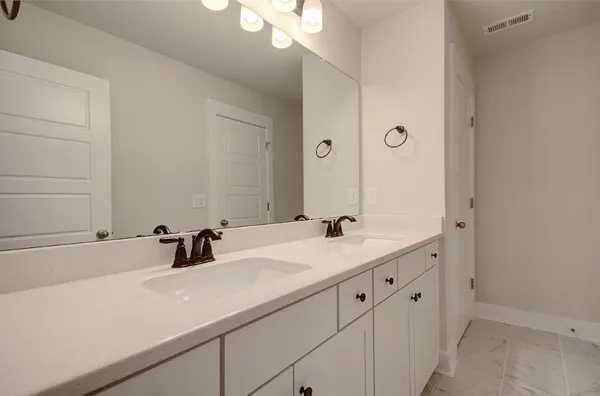 $474,900 | 1100 Creek Pointe Drive, Moncks Corner, SC 29461
