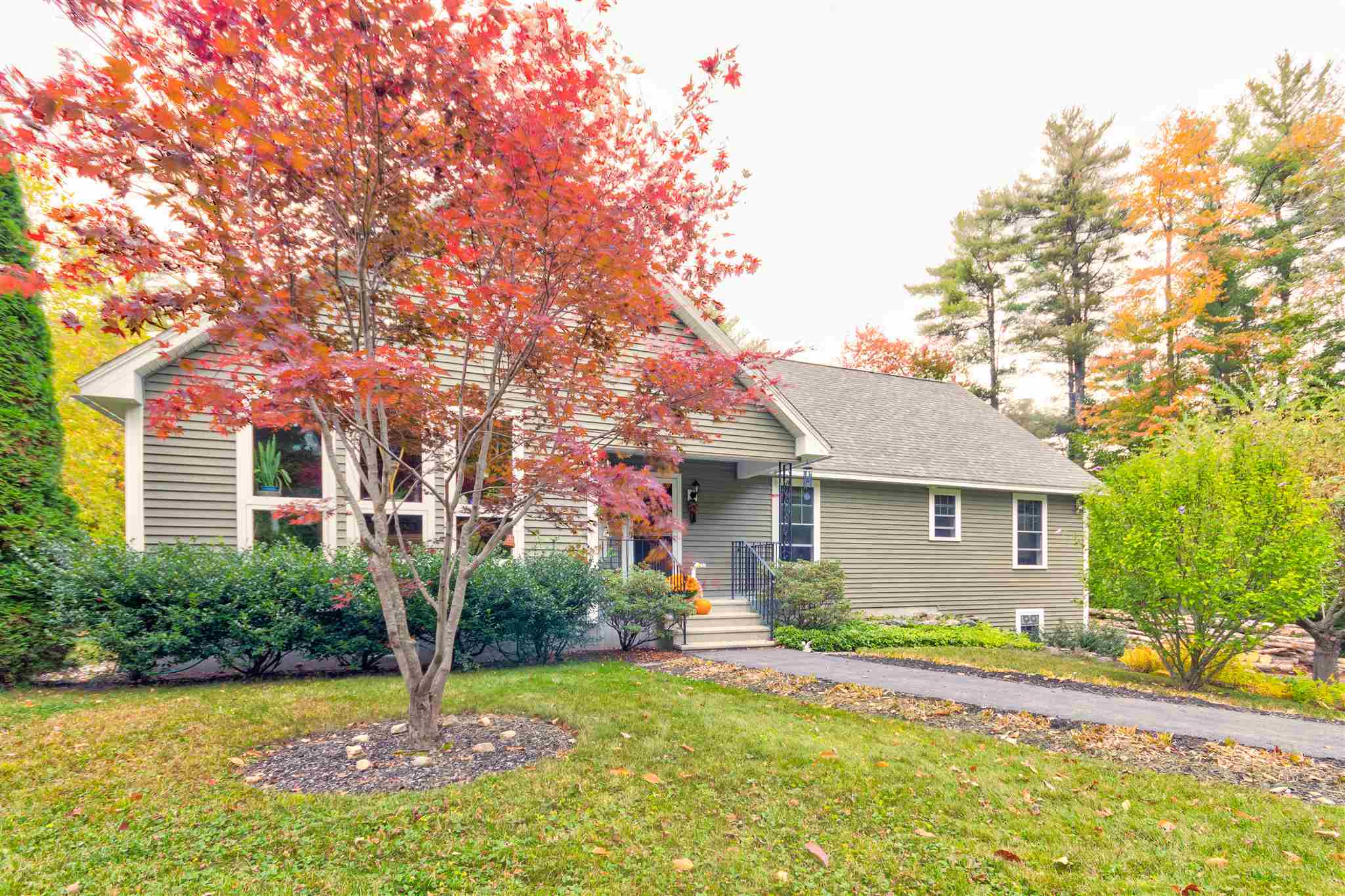 1075 Witchtrot Road Wakefield, NH 03872 - Photo 4 of 40 Gallery Image 4