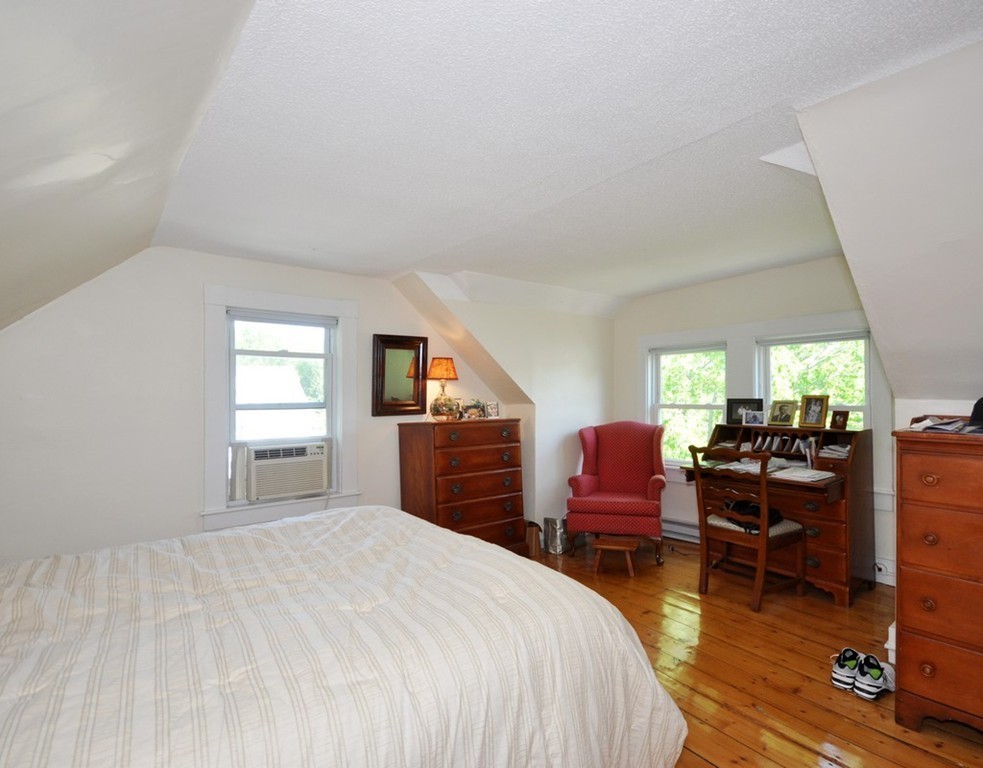 17 Laws Brook Road Concord, MA 01742 - Photo 14 of 19 Gallery Image 14