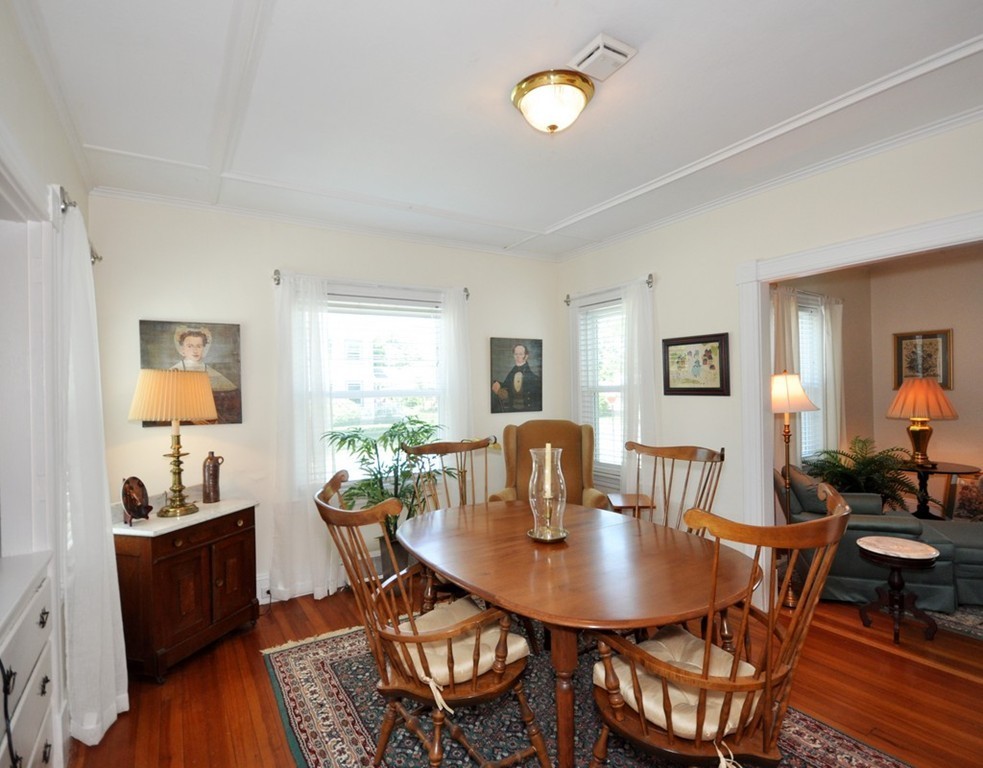 17 Laws Brook Road Concord, MA 01742 - Photo 6 of 19 Gallery Image 6