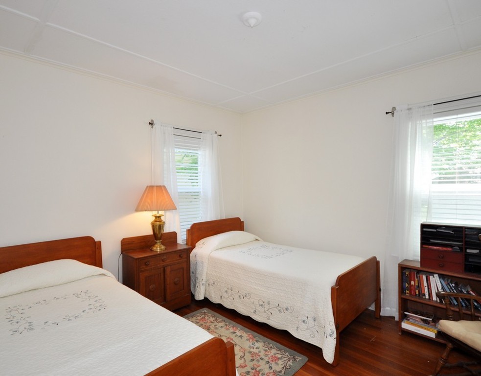 17 Laws Brook Road Concord, MA 01742 - Photo 9 of 19 Gallery Image 9