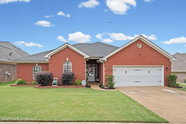$429,000 | 1211 Cross Creek Drive East, Hernando, MS 38632