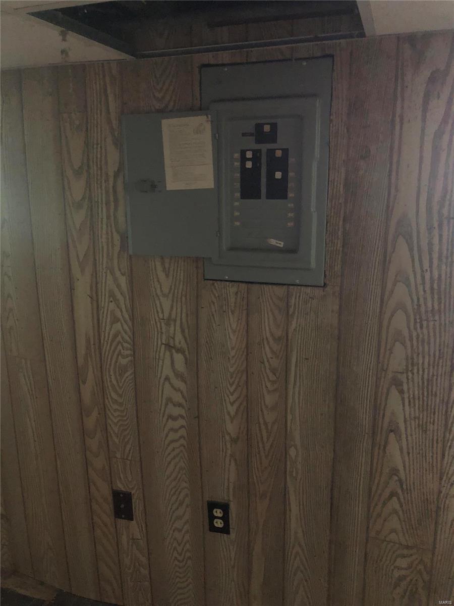 5806 Heege Road St. Louis, MO 63123 - Photo 12 of 17 Gallery Image 12