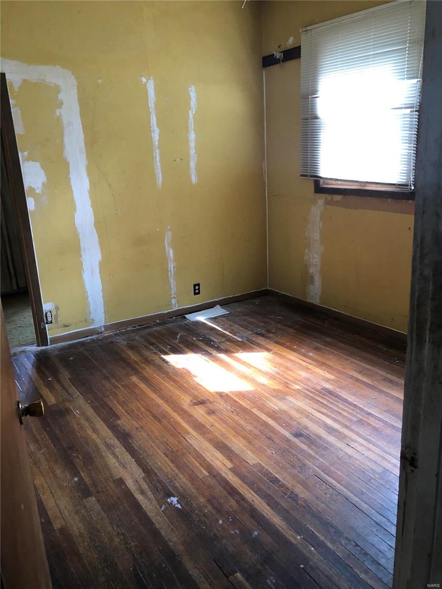 5806 Heege Road St. Louis, MO 63123 - Photo 8 of 17 Gallery Image 8