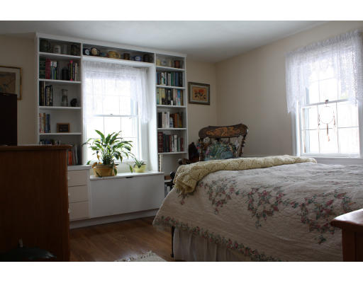 35 Mohegan Road Acton, MA 01720 - Photo 6 of 9 Gallery Image 6