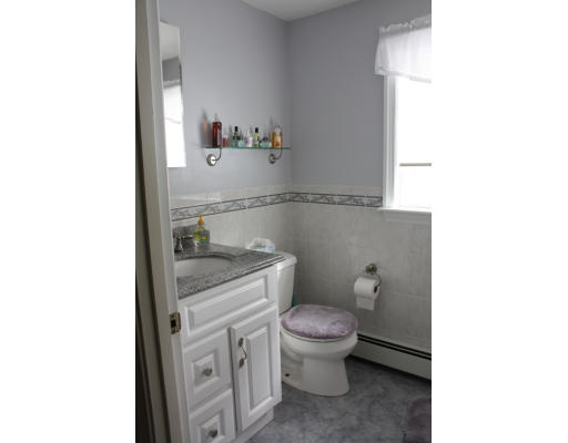 35 Mohegan Road Acton, MA 01720 - Photo 8 of 9 Gallery Image 8