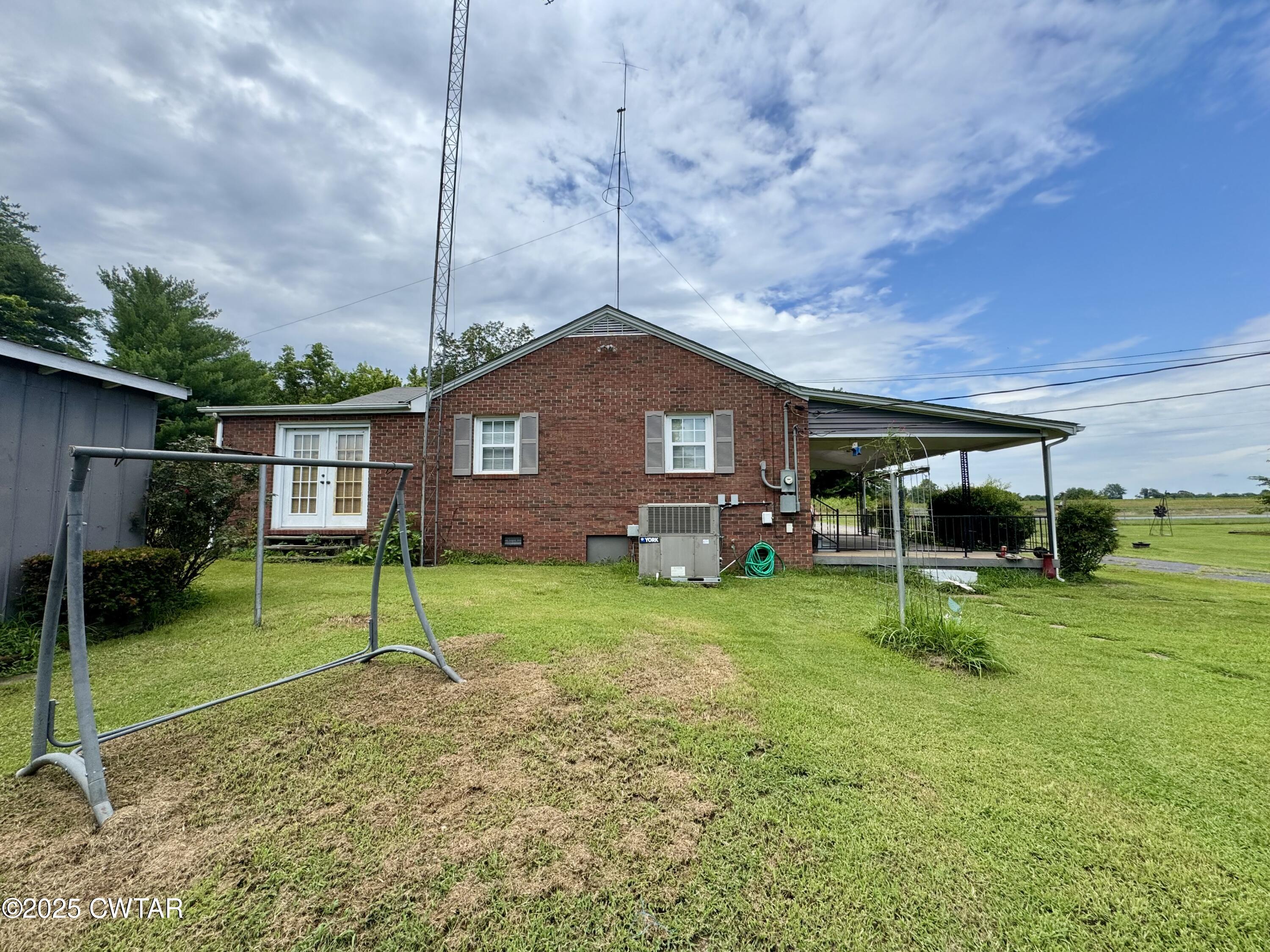 4985 McClard Road Union City, TN 38261 - Photo 19 of 27 a house view with a garden space