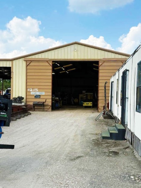 1215 Avenue H Rosenberg, TX 77471 - Photo 6 of 8 a front view of a house