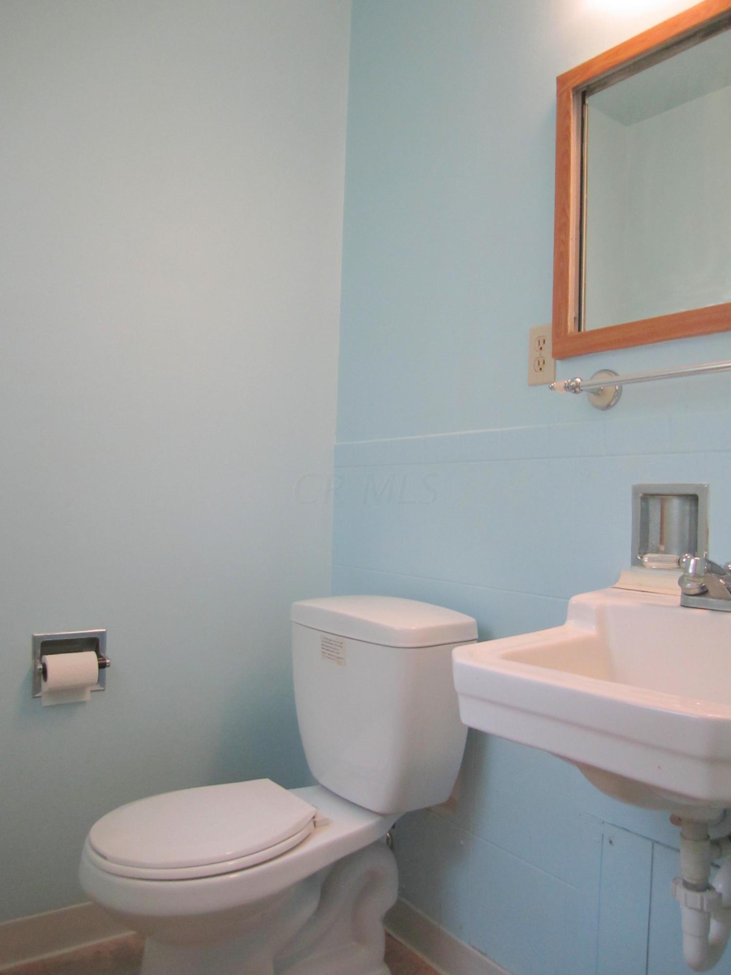 1145 South Yearling Road Columbus, OH 43227 - Photo 12 of 14 Gallery Image 12