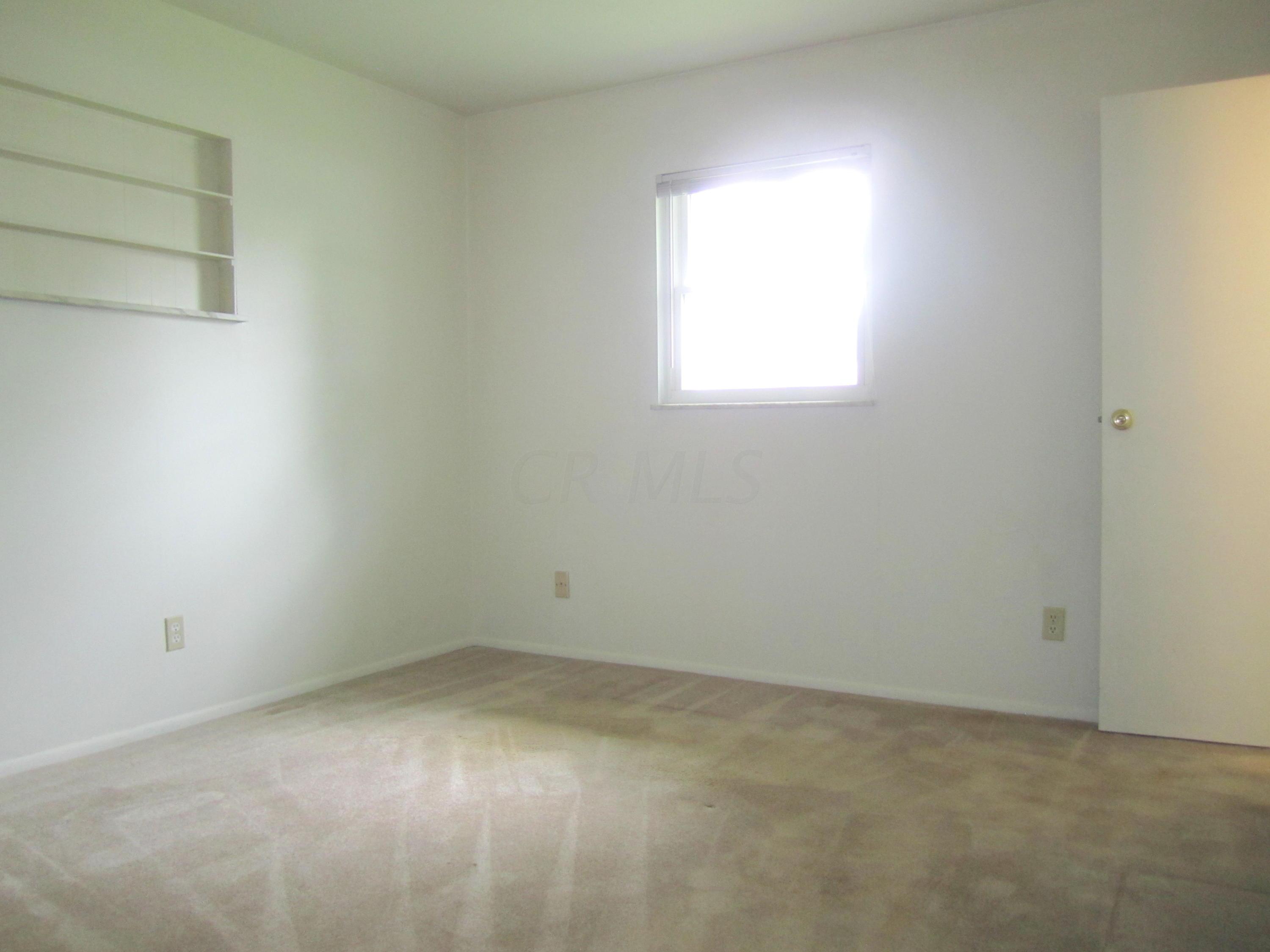 1145 South Yearling Road Columbus, OH 43227 - Photo 10 of 14 Gallery Image 10