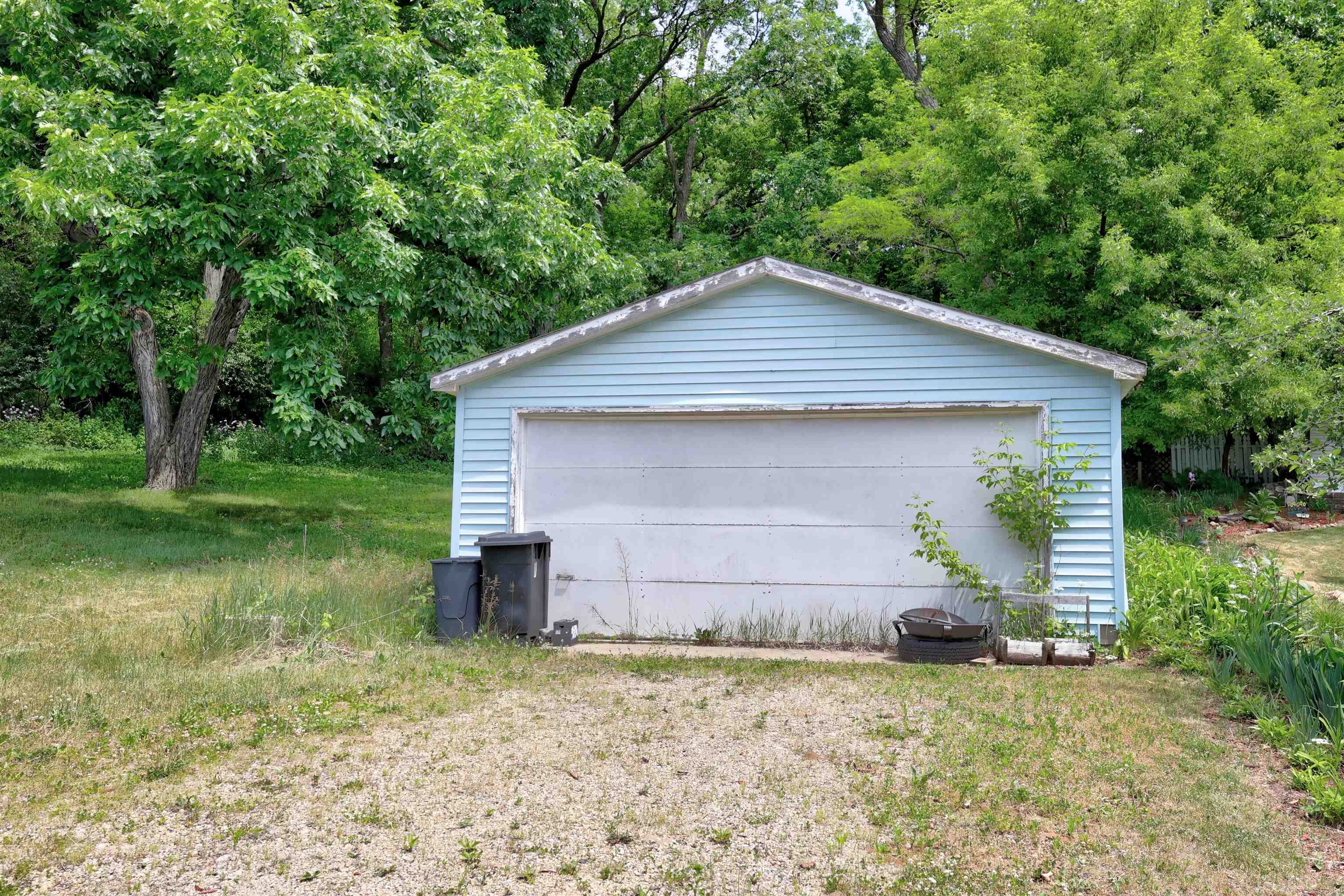 314 Railroad Street Rio, WI 53960 - Photo 8 of 14
