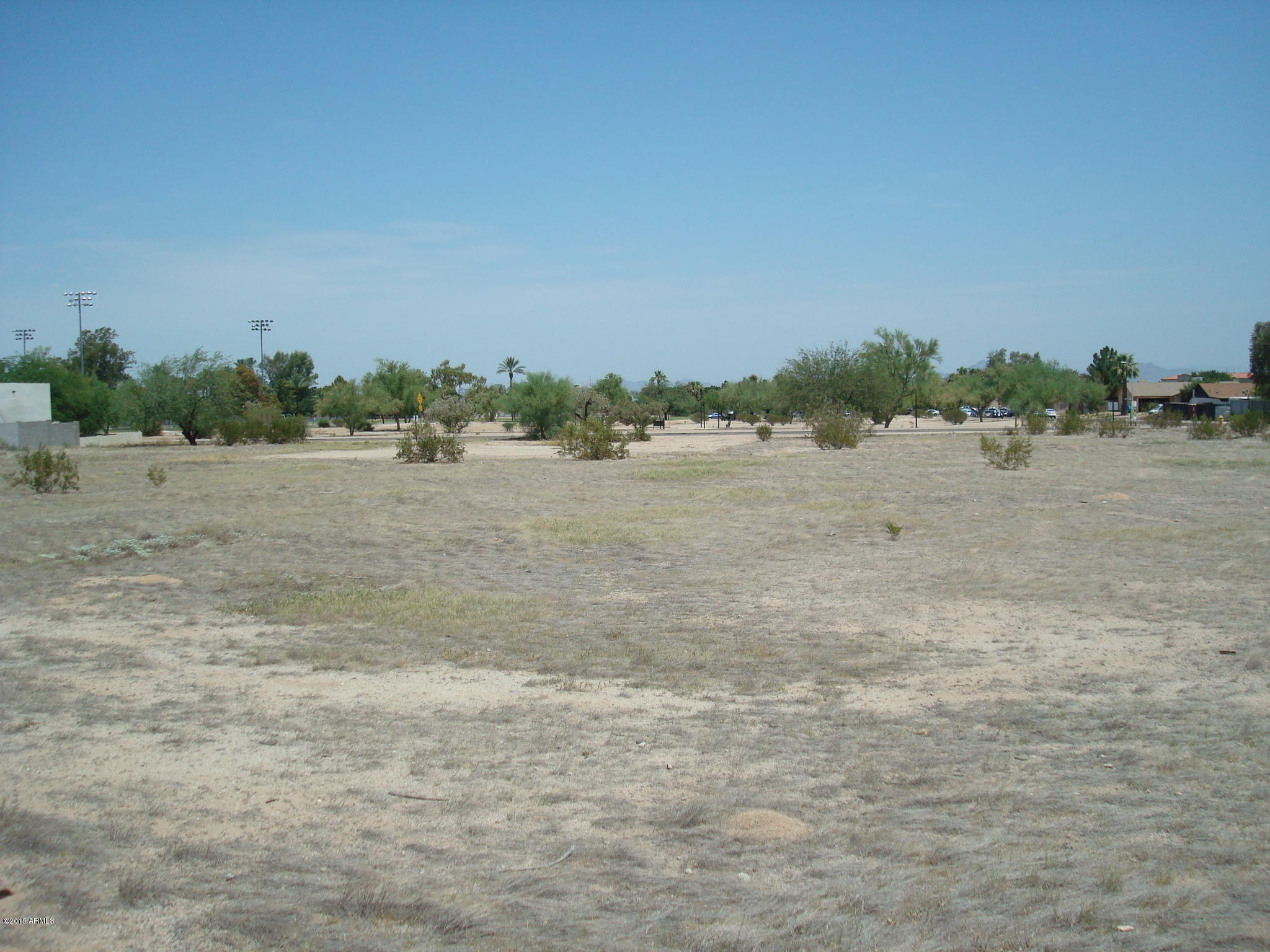 1335 East Ardmore Road Phoenix, AZ 85042 - Photo 9 of 16 DSC02957