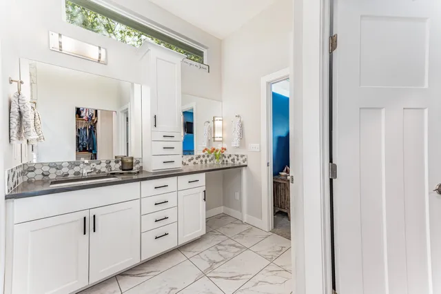 $479,400 | 6417 South Cedardale Avenue, Derby, KS 67037