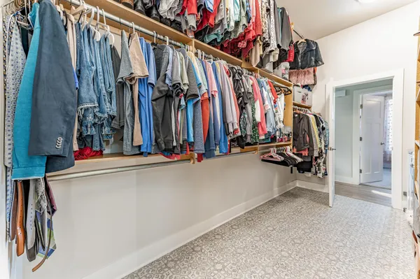 $479,400 | 6417 South Cedardale Avenue, Derby, KS 67037