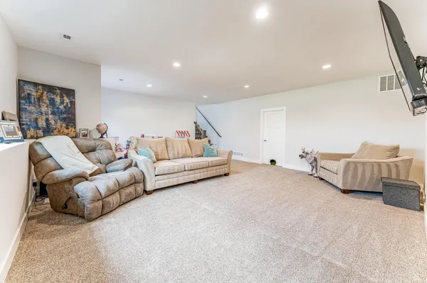 $479,400 | 6417 South Cedardale Avenue, Derby, KS 67037