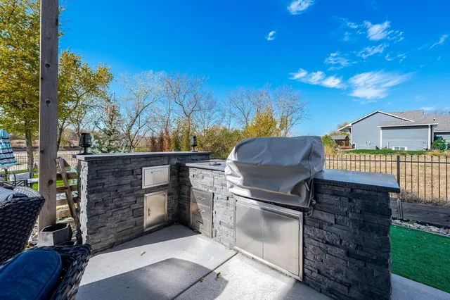 $479,400 | 6417 South Cedardale Avenue, Derby, KS 67037