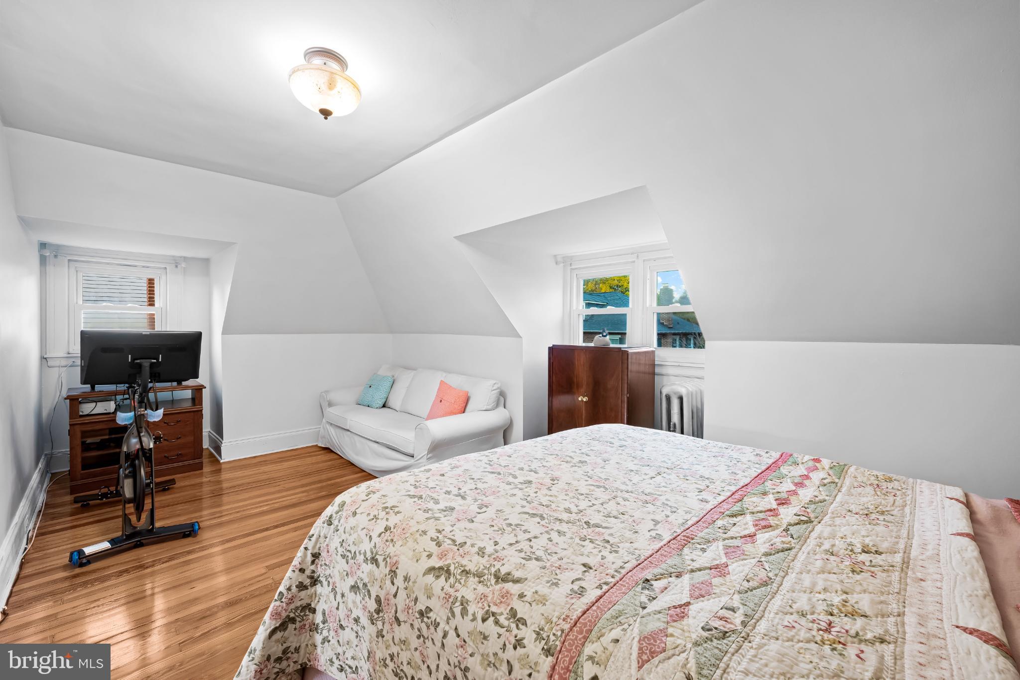3932 Cloverhill Road Baltimore, MD 21218 - Photo 35 of 43 Third Floor Bedroom with Natural Light